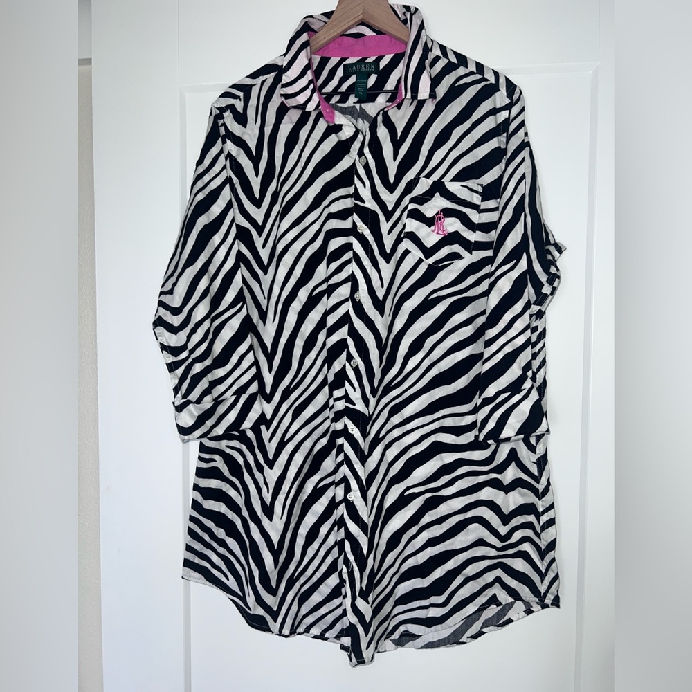 LAUREN RALPH LAUREN black-and-white zebra with pink detail night, shirt, size XL